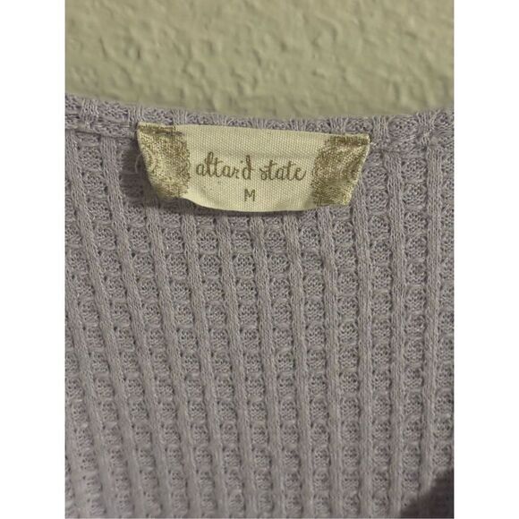 ❤️Altar’d State Tiered Short Sleeve Blouse - Picture 2 of 3